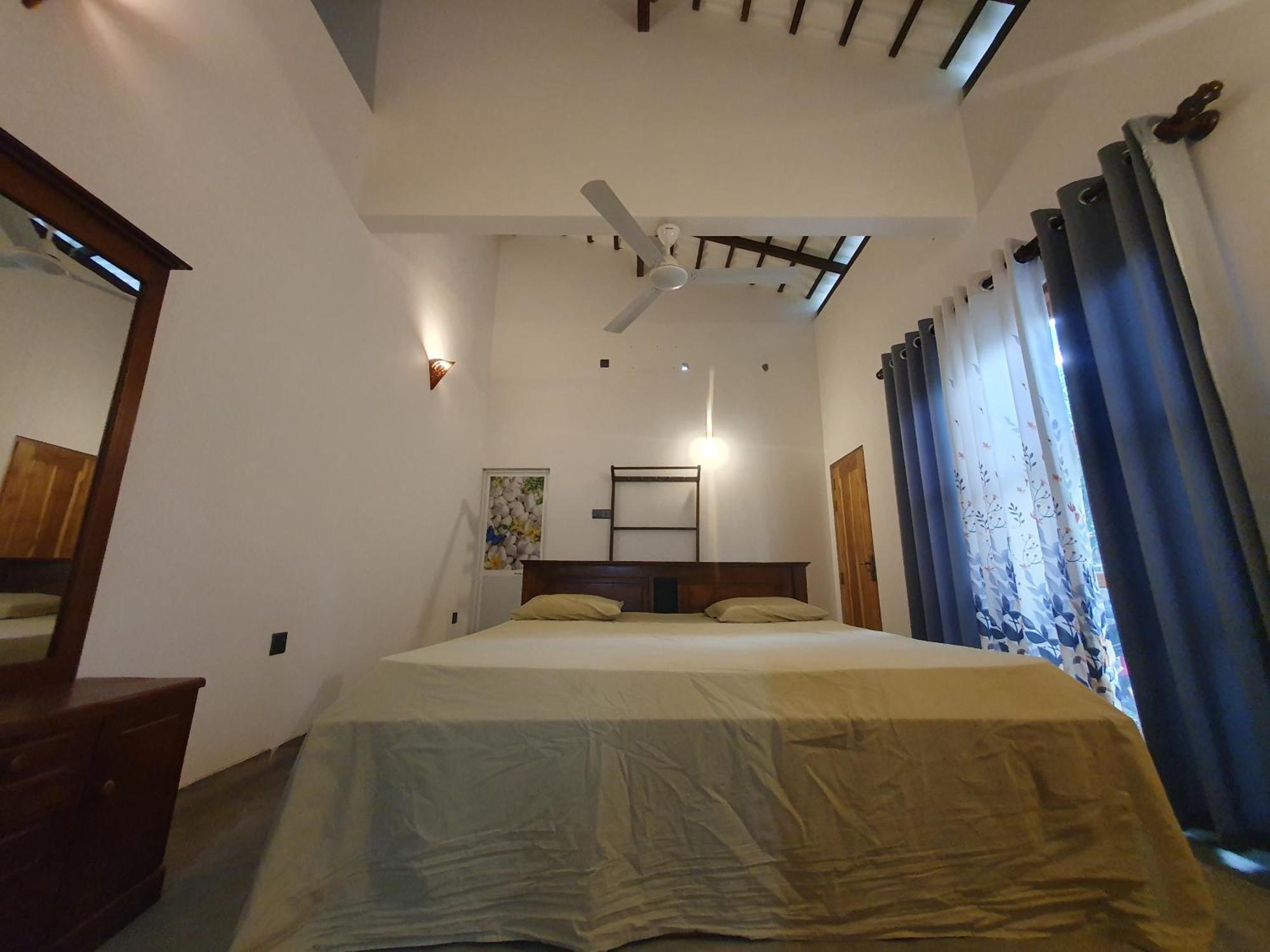 Mirissa Surf Villa Экстерьер фото